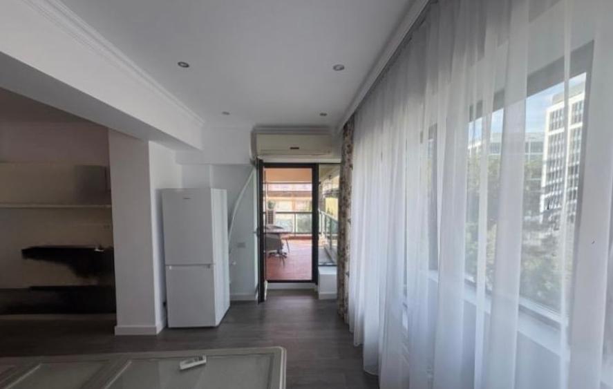 Apartament cu 3 camere decomandat în Grozăvești