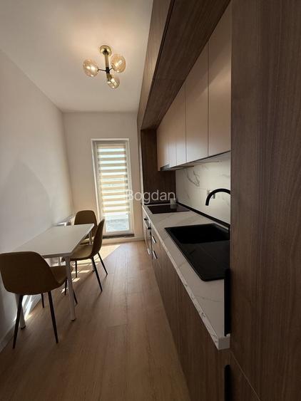 De vanzare apartament 2 camera zona Craiovei-Polivalenta