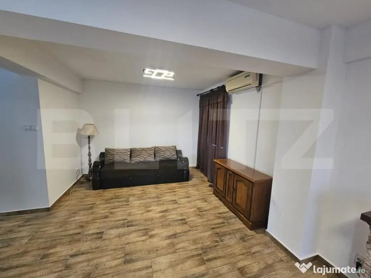 Apartament cu 3 camere decomandat, mobilat în Craiovița Nouă