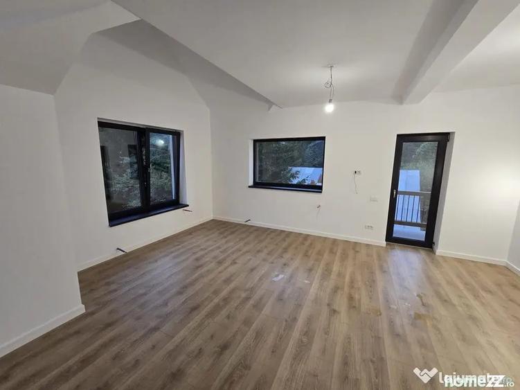 Apartament cu 4 camere decomandat în Zamora