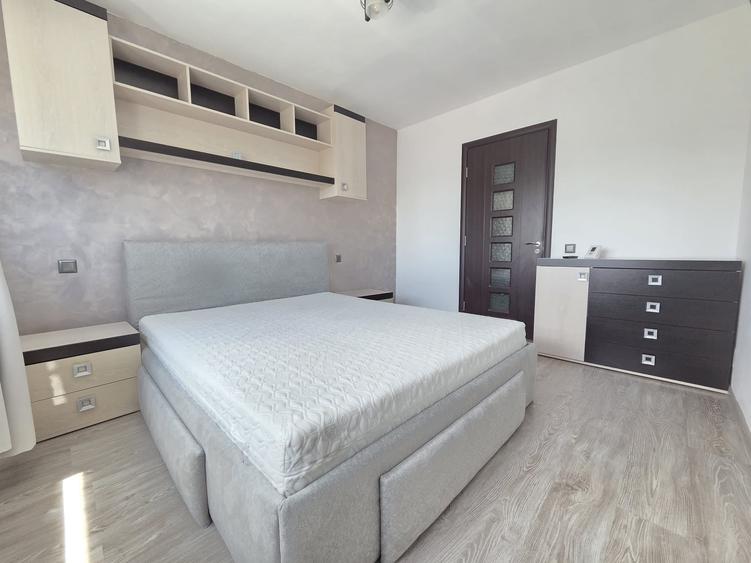 Apartament cu 2 camere decomandat în Siderurgiștilor