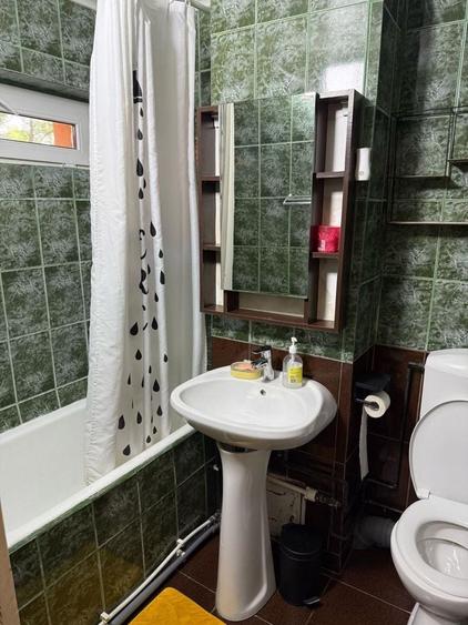 Apartament cu 2 camere semidecomandat în Micro 6