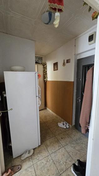 Vand apartament 3 camere etaj 1 semidecomandat - 6