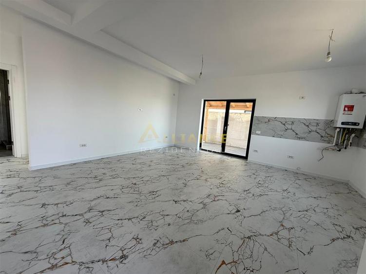 Casă individuală cu 4 camere cu Teren 350 Mp în Berceni