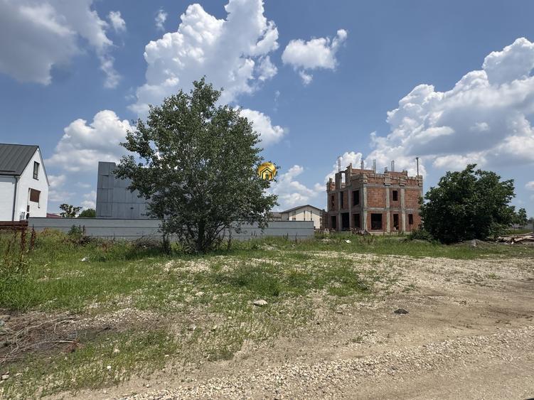 Teren Construcții intravilan de 342 mp, în Otopeni