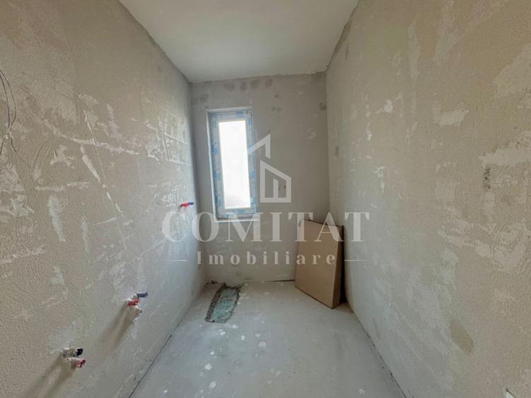 Duplex cu 4 camere cu Canalizare în Iris