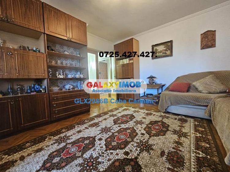 Apartament cu 3 camere decomandat în Republicii