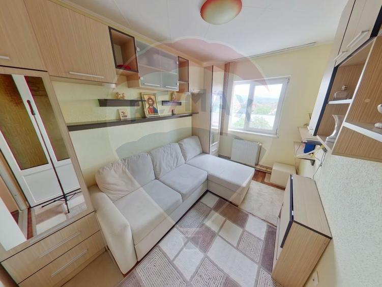 Apartament cu 3 Camere Decomandat – pe Strada George Coșbuc - 1