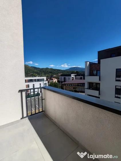 Apartament cu 2 camere semidecomandat în Orașul Vechi