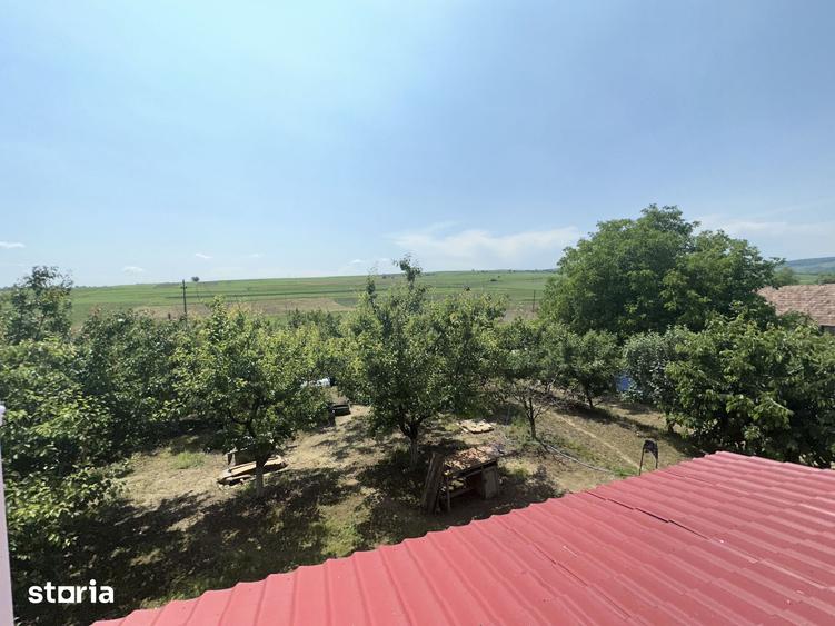Casă cu 3 camere cu Teren 3500 Mp în Târnăveni