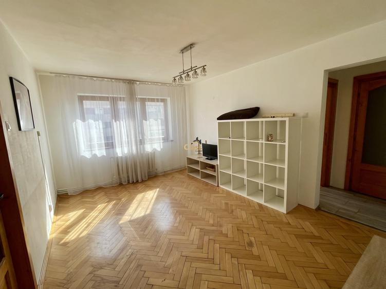 Apartament cu 3 camere semidecomandat, mobilat în Grigorescu