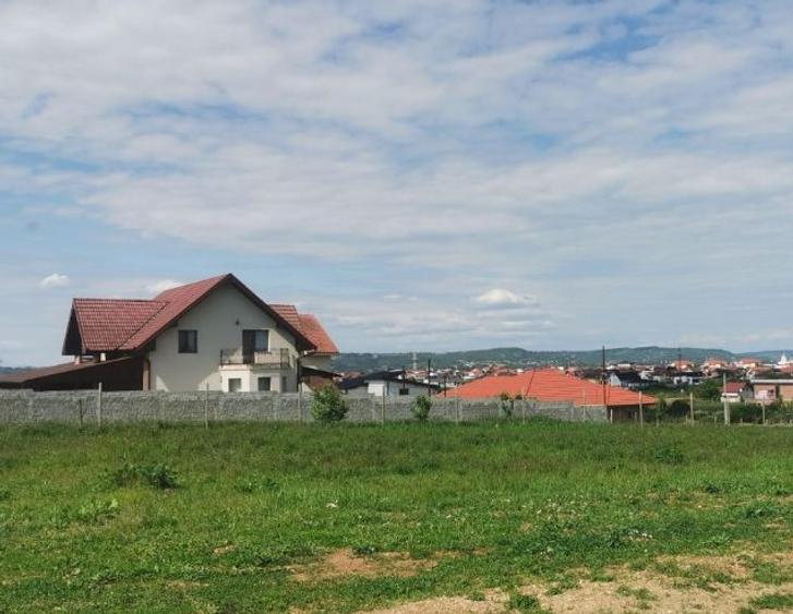 Teren intravilan de 750 mp, în Cihei