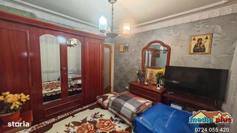 Apartament cu 2 camere decomandat în Micro 13