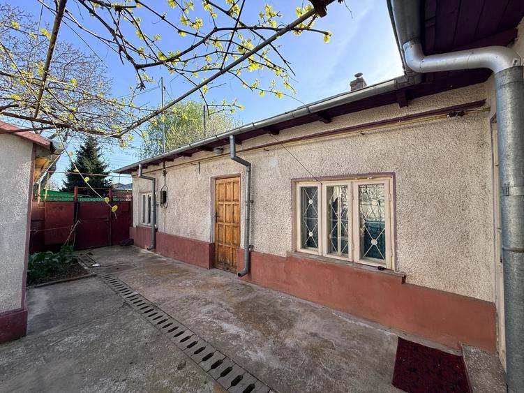 Casă individuală cu 2 camere cu Canalizare în Nord