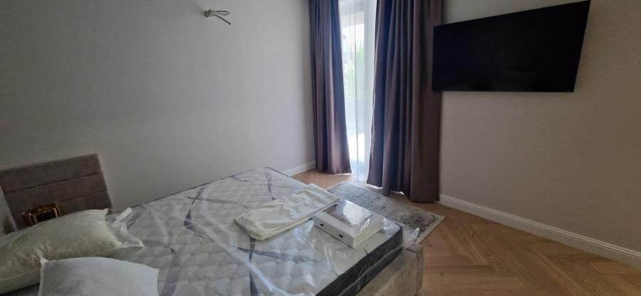 Apartament cu 2 camere semidecomandat în Băneasa