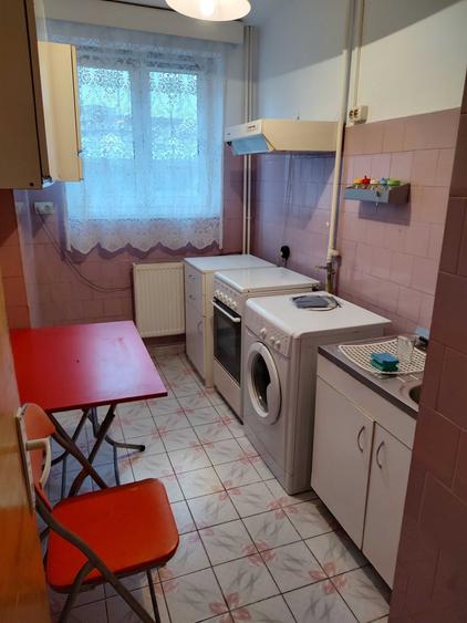 Apartament cu 2 camere semidecomandat în Ultracentral