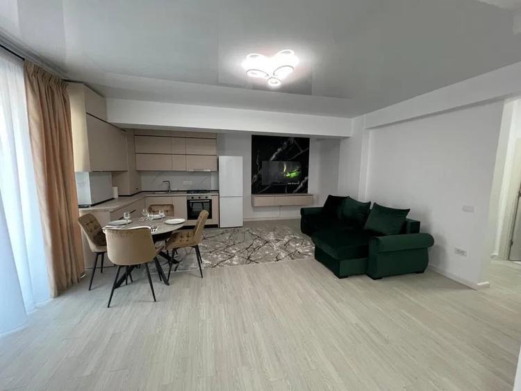 Apartament cu 2 camere decomandat, mobilat în Tomis Nord