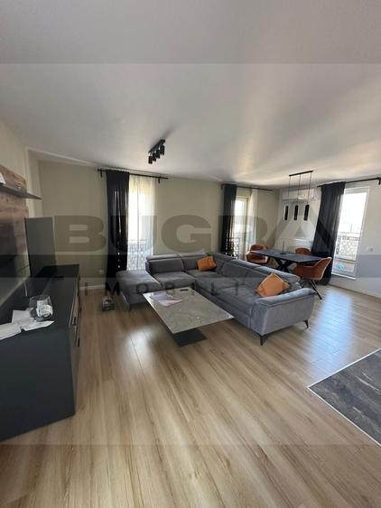 Apartament cu 3 camere semidecomandat, mobilat în Borhanci