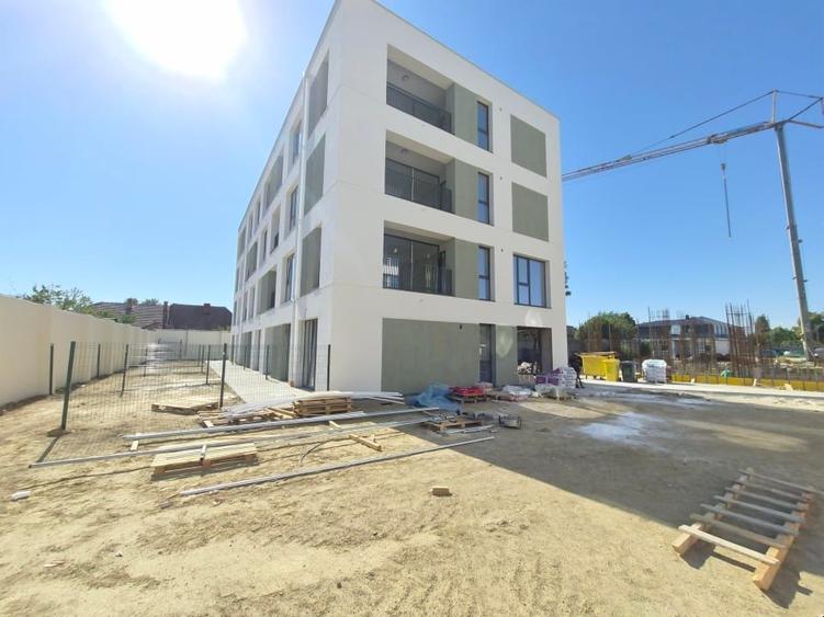 Garsonieră decomandată în Lipovei