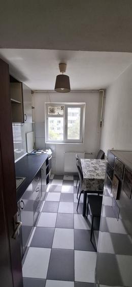 Apartament cu 2 camere semidecomandat în Exterior Vest