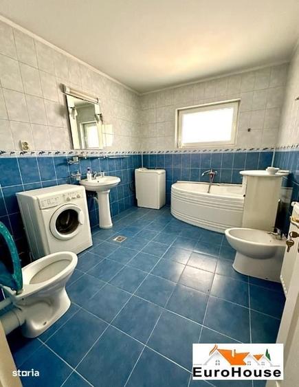 Apartament cu 4 camere decomandat în Ampoi 1