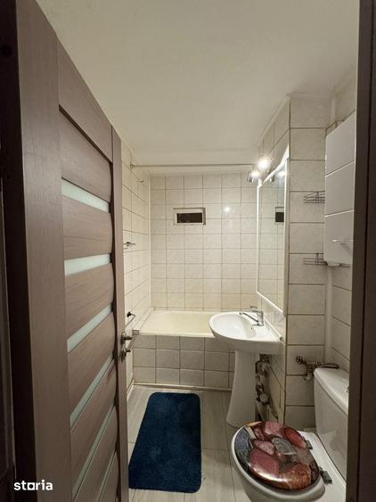 Apartament cu 3 camere în Decebal