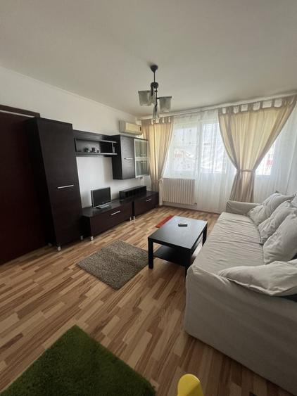 Apartament cu 2 camere în Eroii Revoluției