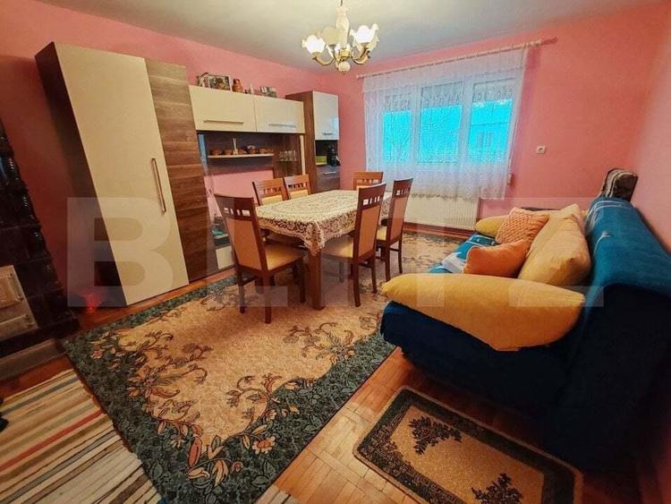 Casă cu 4 camere cu Teren 1700 Mp în Surduc