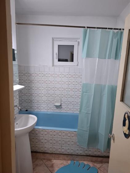 Apartament cu 2 camere decomandat în Exterior Vest