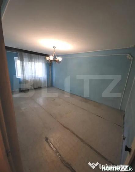Apartament cu 3 camere decomandat în Dancu