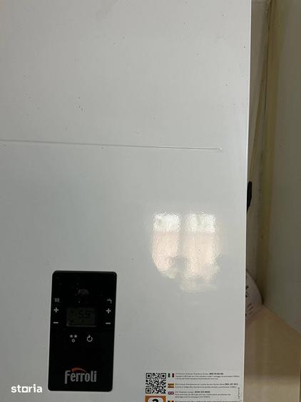 Casă cu 6 camere cu Teren 300 Mp în Central