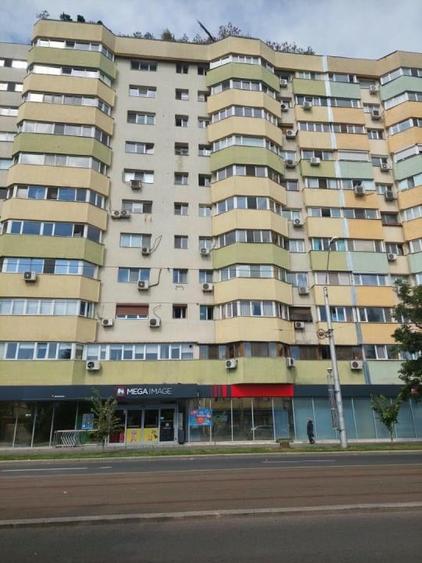 Apartament cu 4 camere în Iancului