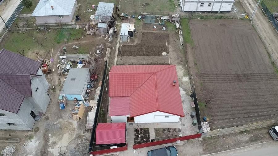 Casă individuală cu 3 camere cu Canalizare în Tulucești