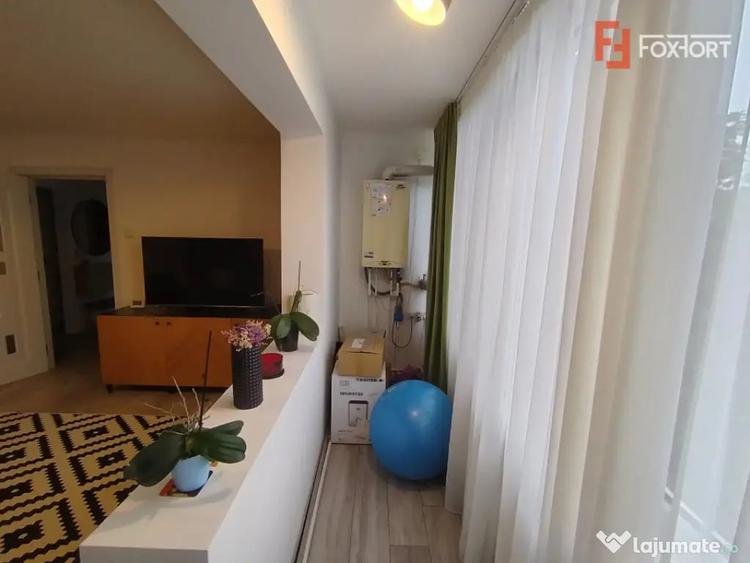 Apartament cu 3 camere decomandat în P-ța Doina