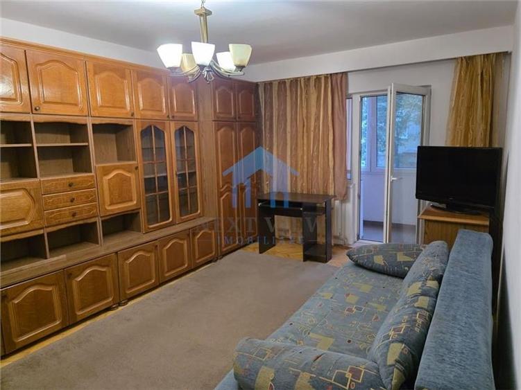 Apartament cu 2 camere decomandat în Între Lacuri