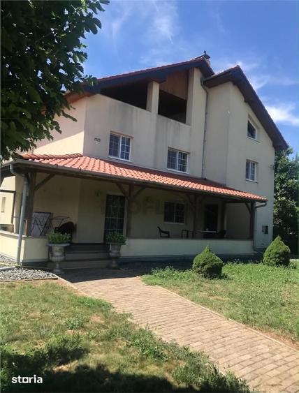 EXCLUSIVITATE ! Casa pe 3 etaje de vanzare in Cenad la pret de apartam - 13