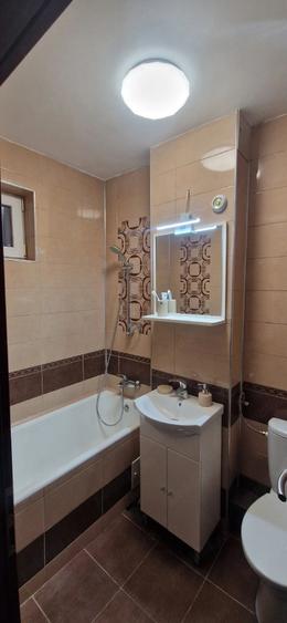 Apartament cu 2 camere semidecomandat, mobilat în Hipodrom 3
