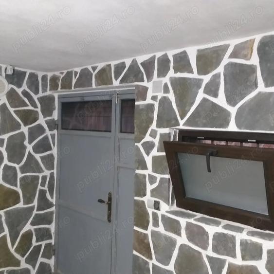 Casă cu 5 camere cu Teren 505 Mp în Câmpinița