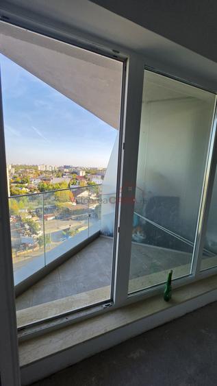 Apartament cu 3 camere decomandat în Parcul Carol