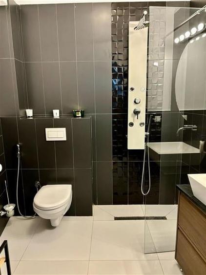 Casă individuală cu 5 camere cu Teren 173 Mp în Polonă