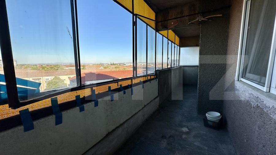 Apartament cu 3 camere decomandat în Nufărul