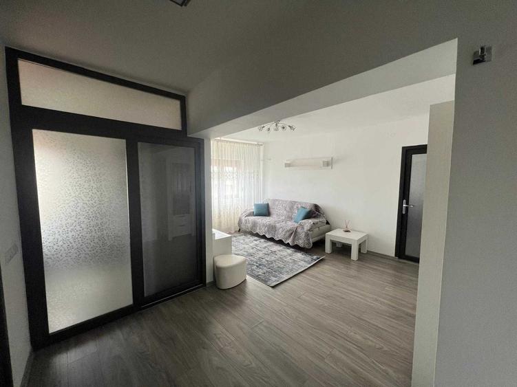 Apartament cu 2 camere semidecomandat în Ultracentral