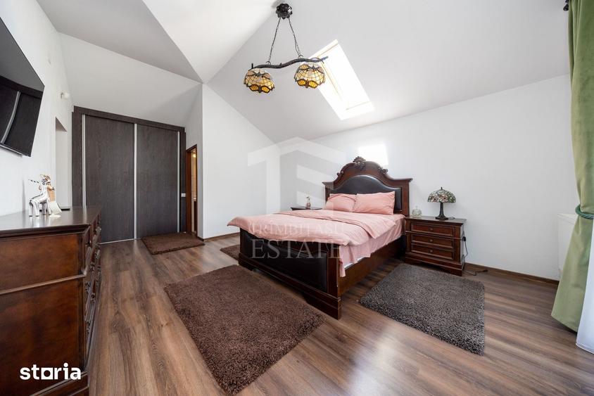 Spațiu comercial, de 350 mp, în Central