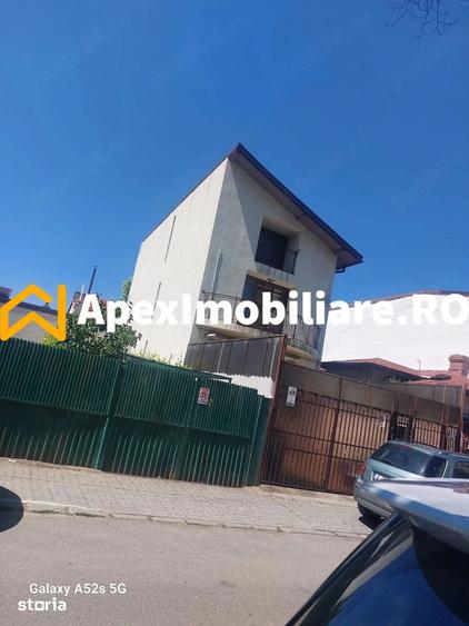 Casă cu 5 camere cu Teren 300 Mp în Bucureștii Noi