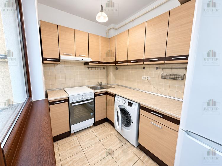 Apartament cu 2 camere decomandat în Central