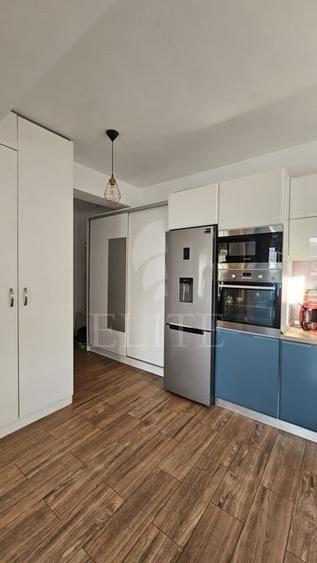 Apartament cu 2 camere semidecomandat, mobilat în Mărăști