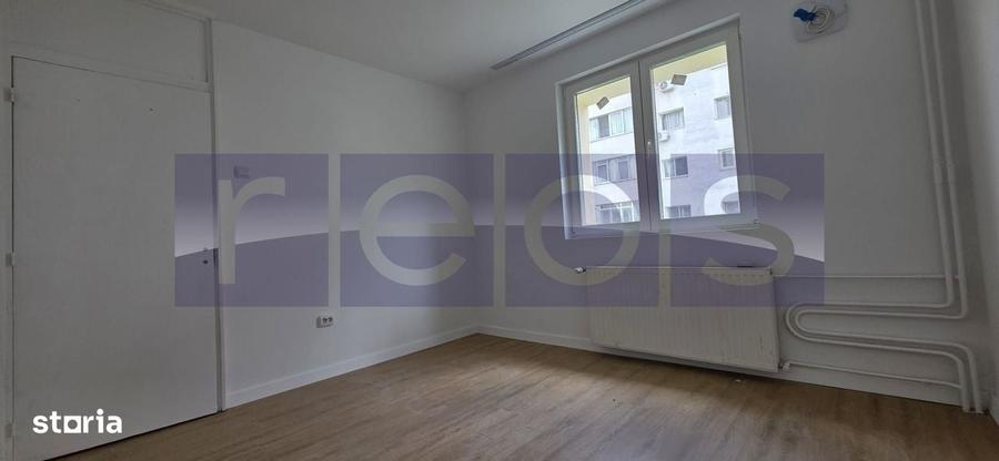 Apartament cu 3 camere decomandat în Dristor