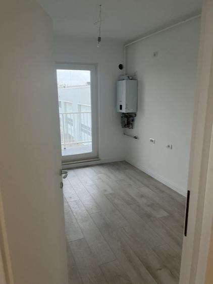 Apartament cu 2 camere decomandat în Mogoșoaia