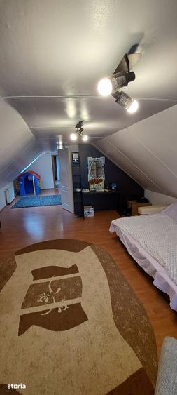Apartament cu 4 camere în Contactoare