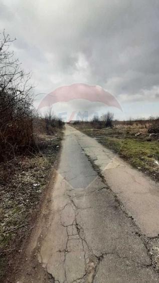 Spațiu industrial, de 6,045 mp, în Mihai Bravu
